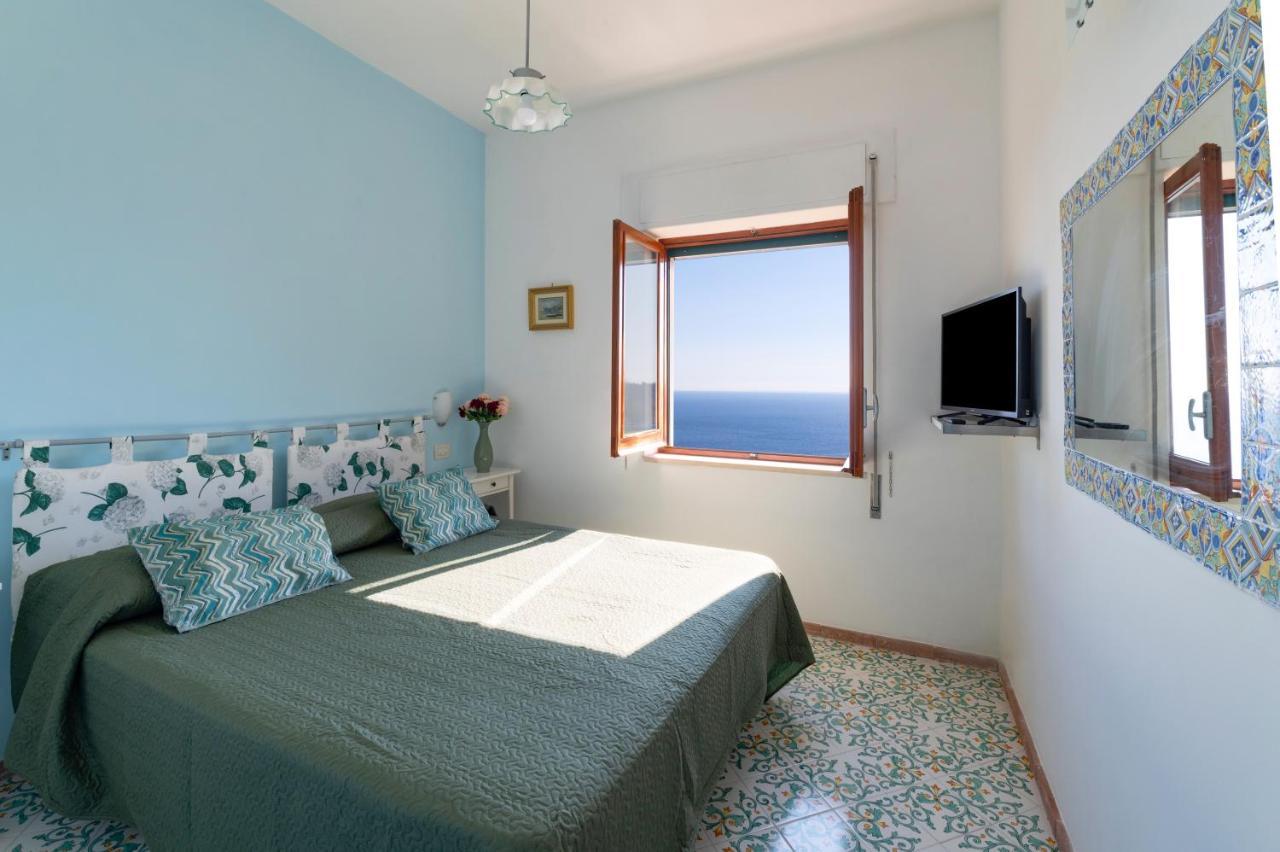 Main Roof Terrace Apartment Nerano Bagian luar foto